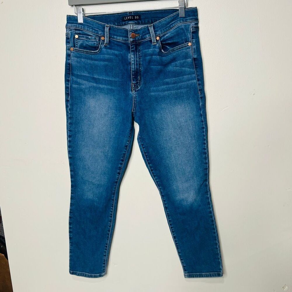 Level 99 Skinny Crop Jeans Sz 14/32